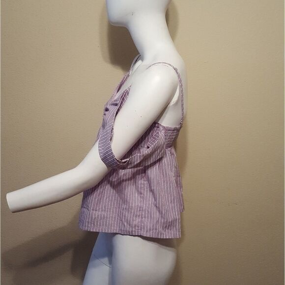 Socialite Stripe Cold Shoulder Top - Picture 4 of 9